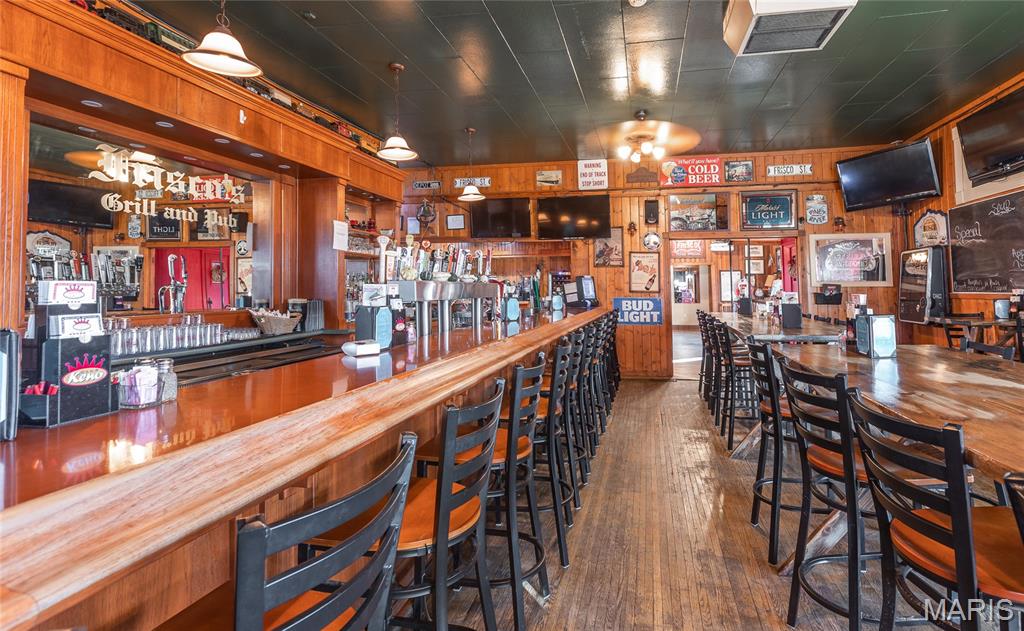 City/Cuba - Commercial Sale