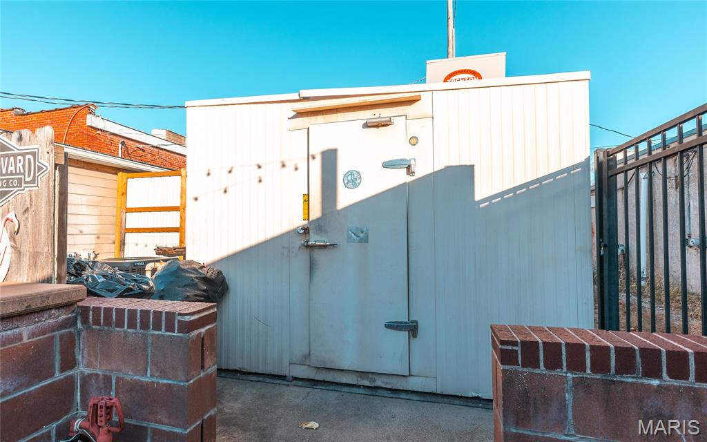City/Cuba - Commercial Sale