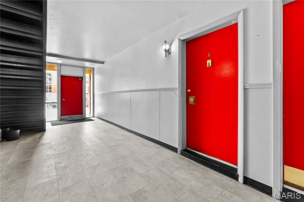 Photo of 9924 Bunker Hill Drive #A, St Louis, MO 63123 (MLS # 26019192)