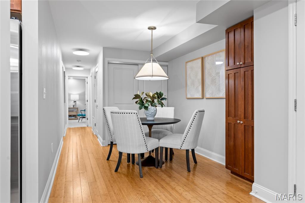 610 Forest Court Walk A Condo - Residential
