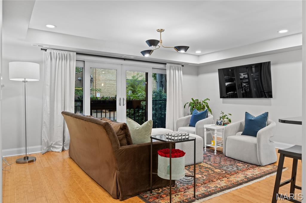 610 Forest Court Walk A Condo - Residential