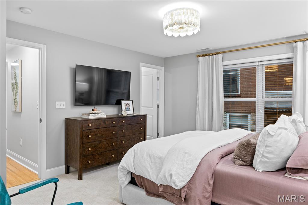 610 Forest Court Walk A Condo - Residential