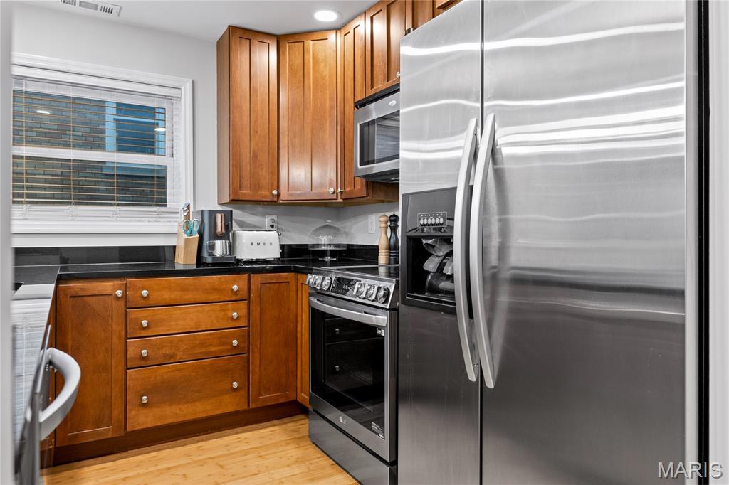 610 Forest Court Walk A Condo - Residential