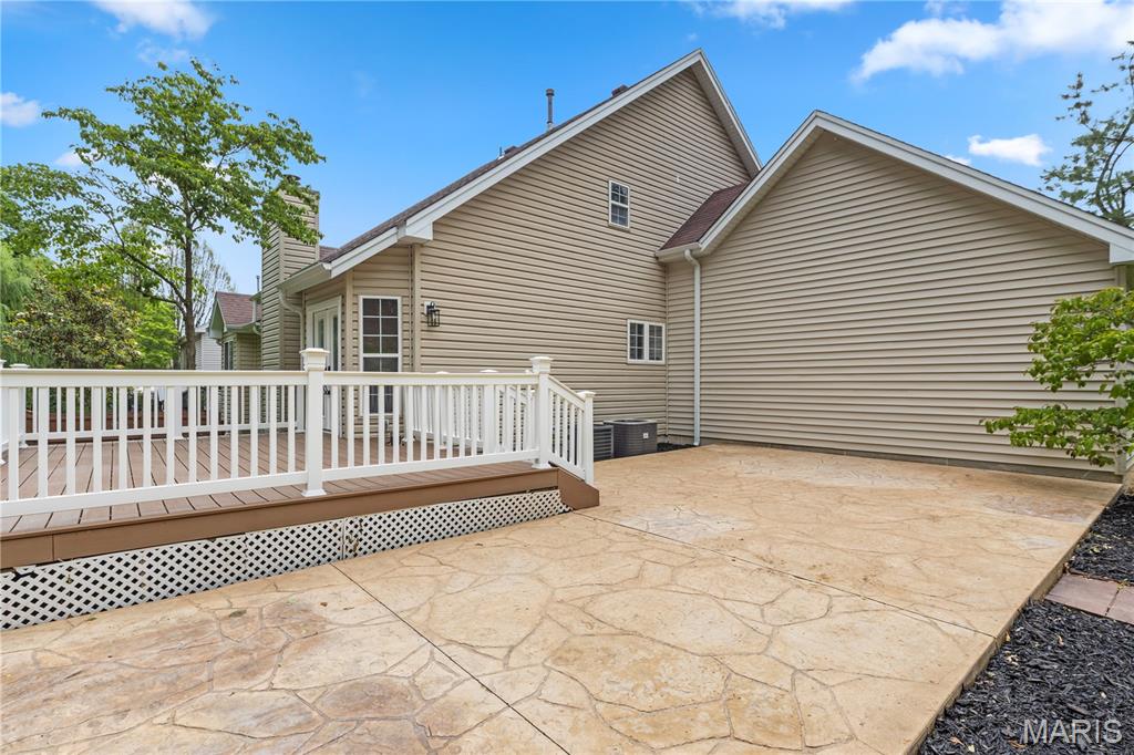 Oak Hill Manor First Add Lt 4 & - Residential