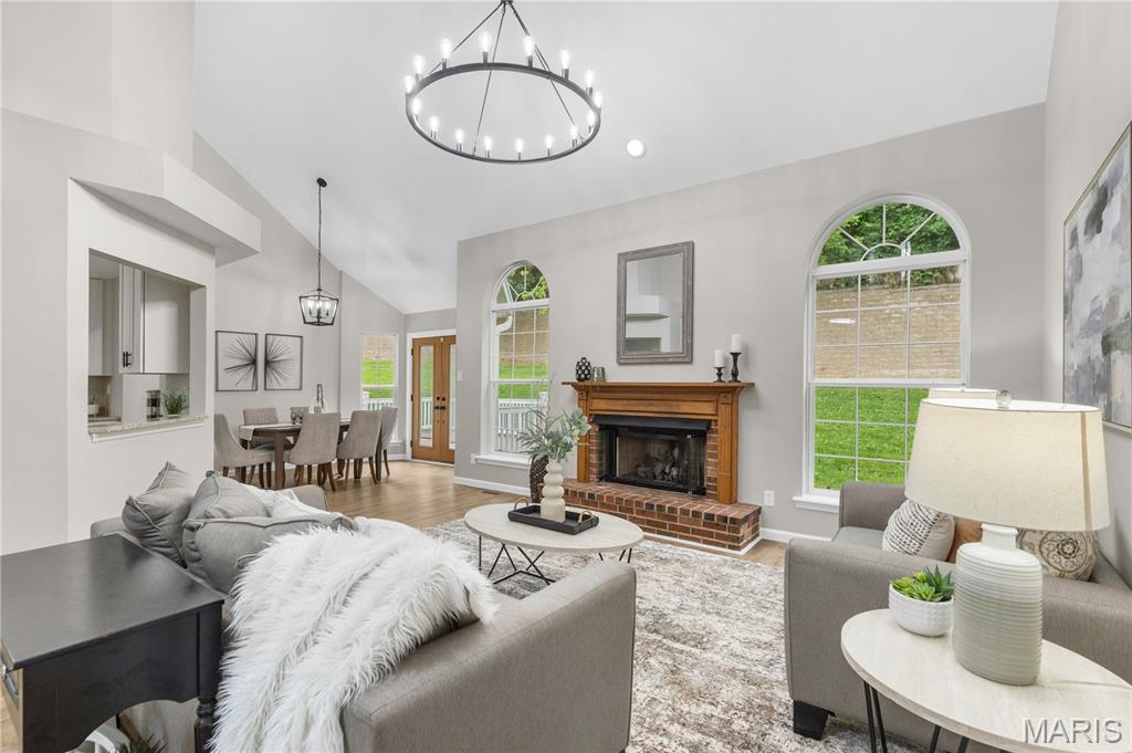 Oak Hill Manor First Add Lt 4 & - Residential