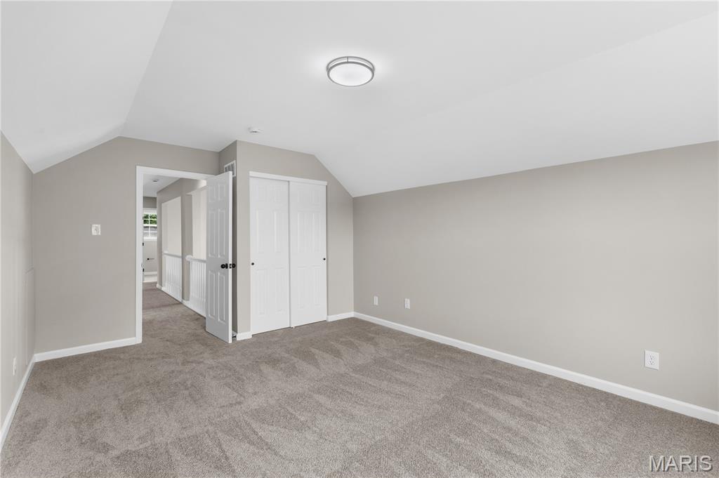 Oak Hill Manor First Add Lt 4 & - Residential