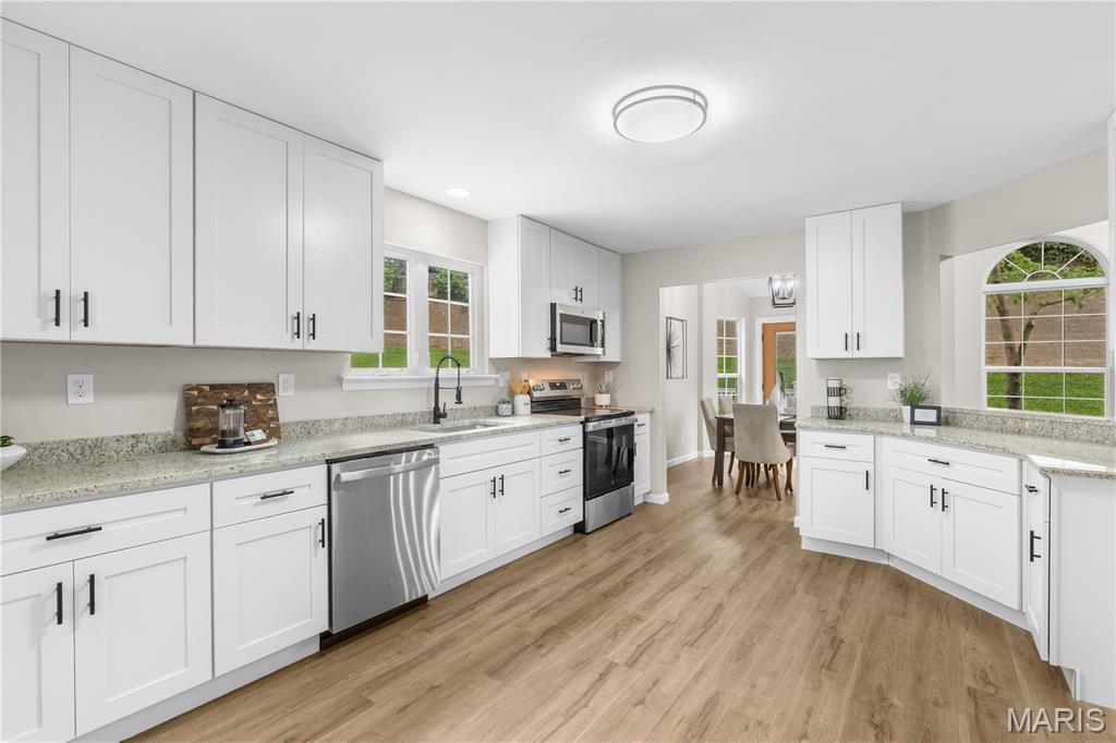 Oak Hill Manor First Add Lt 4 & - Residential