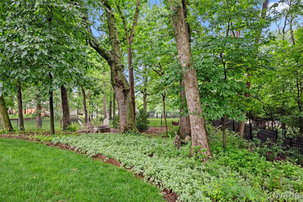 St Charles, Missouri 63303, United States, 4 Bedrooms Bedrooms, ,3 BathroomsBathrooms,Residential,Active,148106