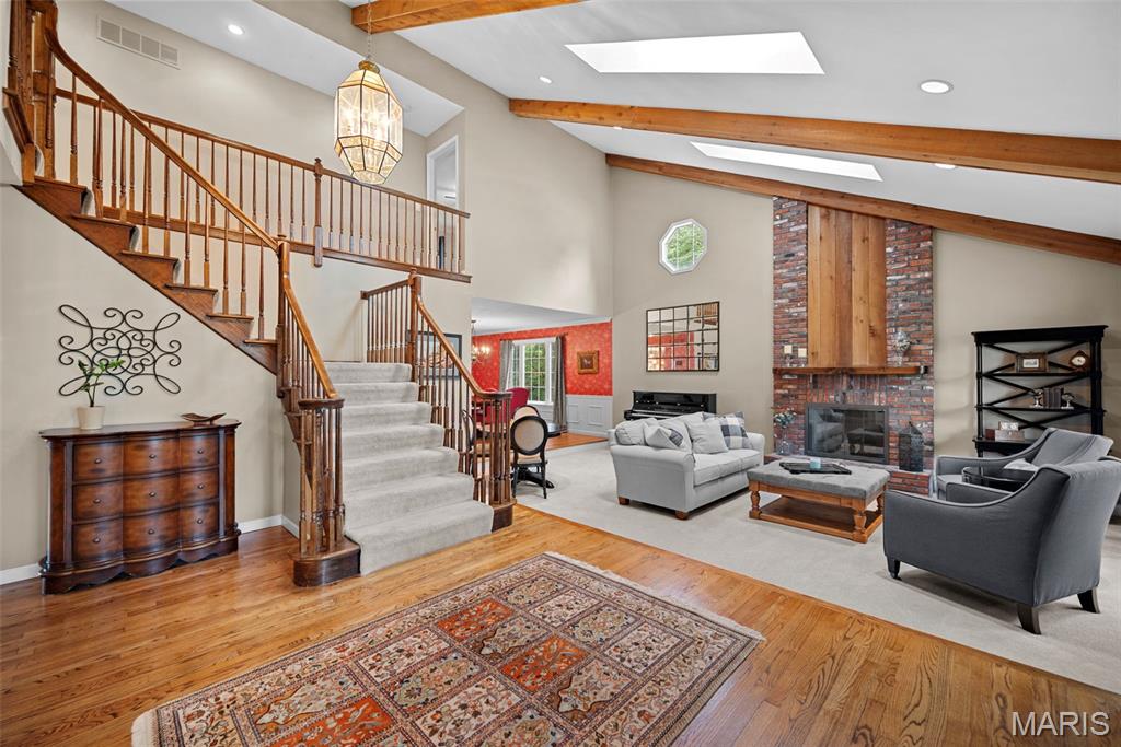 St Charles, Missouri 63303, United States, 4 Bedrooms Bedrooms, ,3 BathroomsBathrooms,Residential,Active,148106