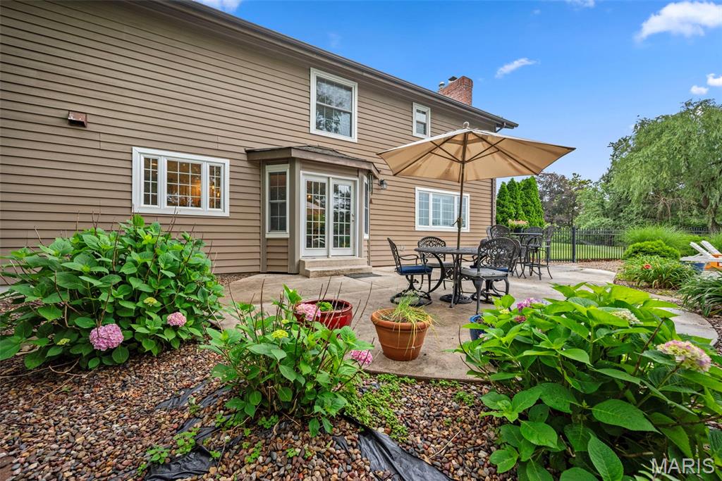 St Charles, Missouri 63303, United States, 4 Bedrooms Bedrooms, ,3 BathroomsBathrooms,Residential,Active,148106