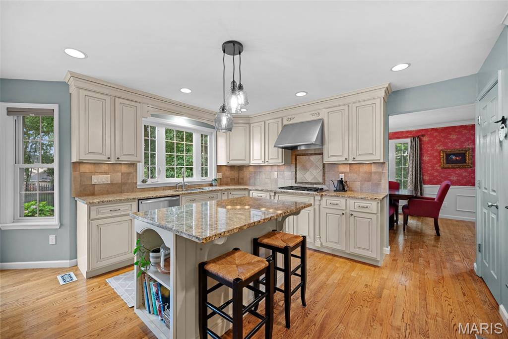 St Charles, Missouri 63303, United States, 4 Bedrooms Bedrooms, ,3 BathroomsBathrooms,Residential,Active,148106