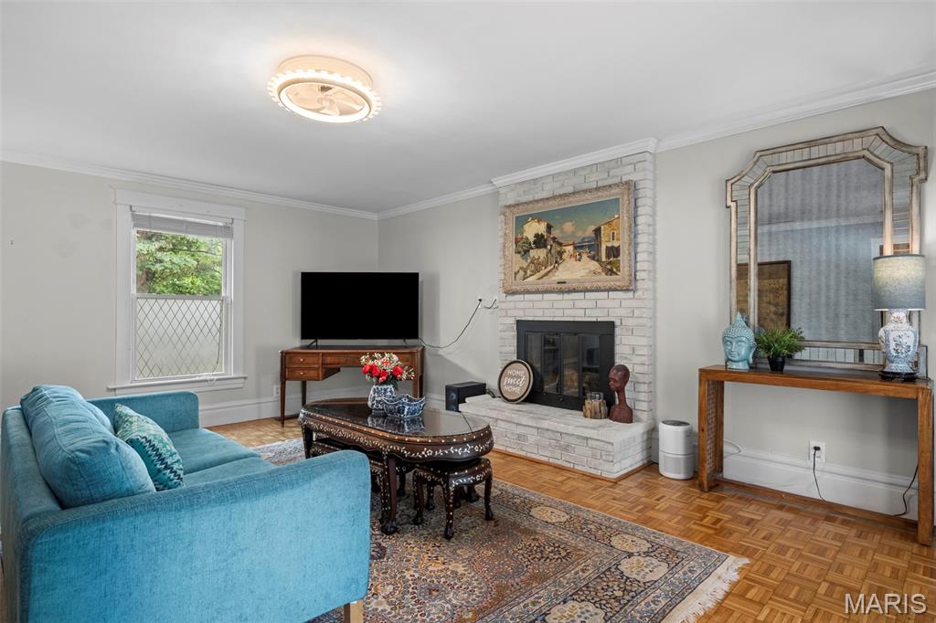 Tuxedo Park - Residential