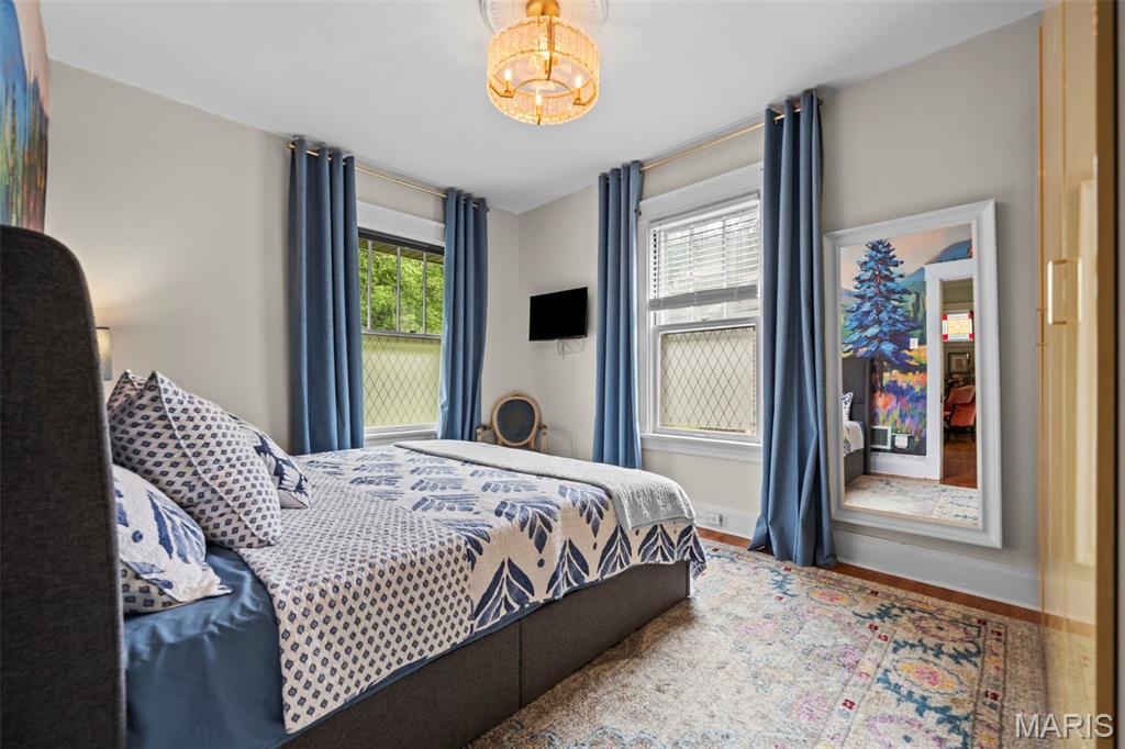 Tuxedo Park - Residential