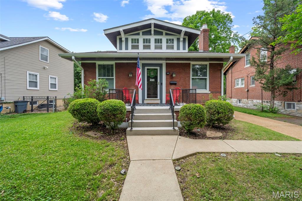 Tuxedo Park - Residential
