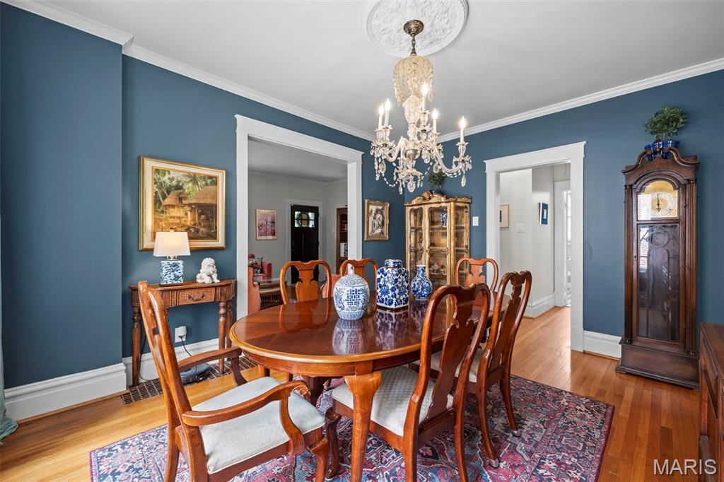 Tuxedo Park - Residential