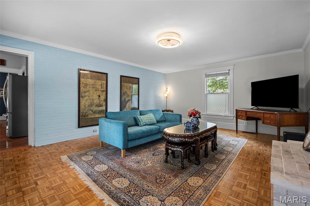 Tuxedo Park - Residential