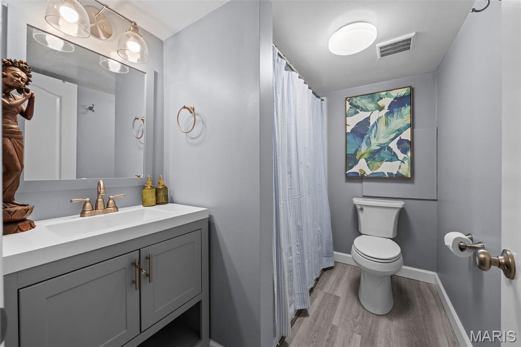 Tuxedo Park - Residential
