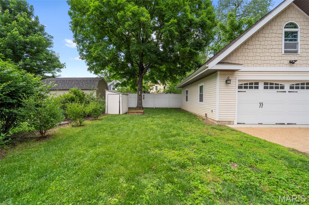 Tuxedo Park - Residential
