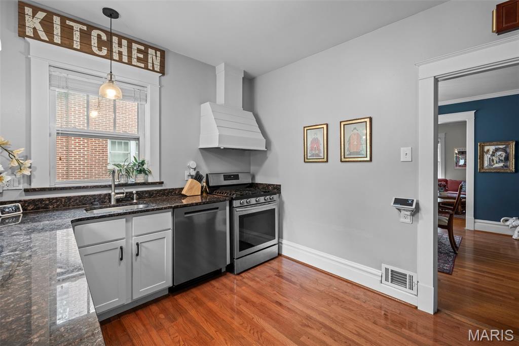 Tuxedo Park - Residential