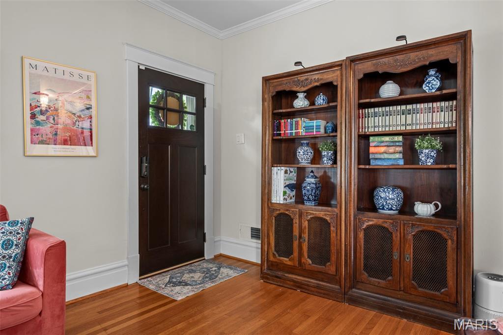Tuxedo Park - Residential