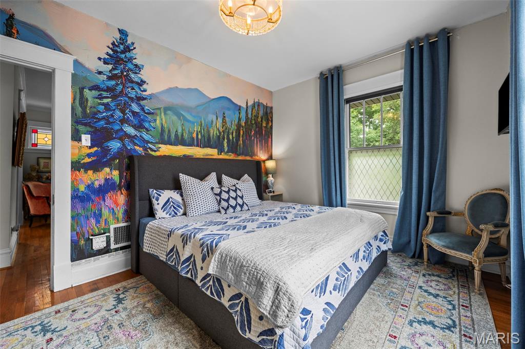 Tuxedo Park - Residential