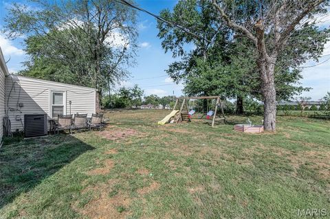 Tiny photo for 36 Boles Avenue, Wentzville, MO 63385 (MLS # 25067725)