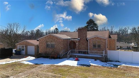 1206 N 3rd Street Festus MO 63028