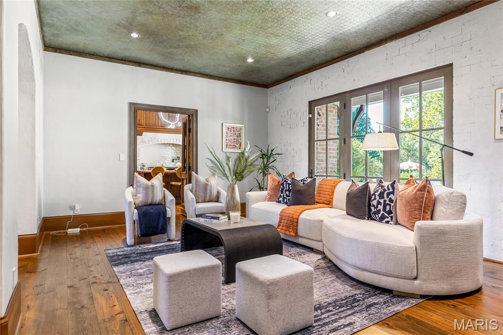 Ridgecreek - Residential