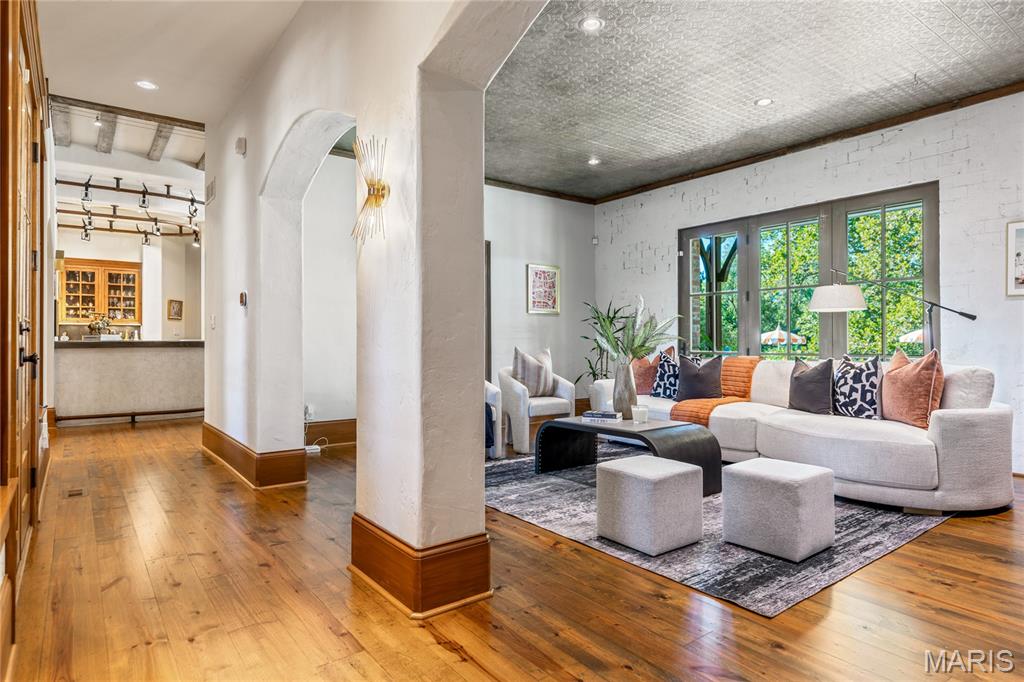 Ridgecreek - Residential