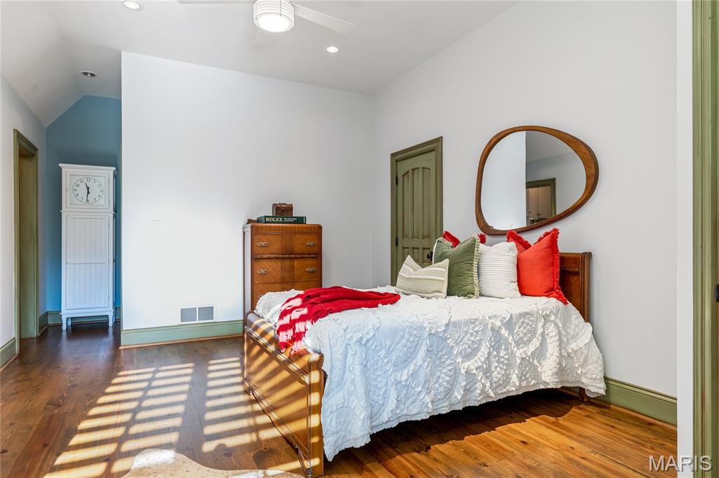 Ridgecreek - Residential