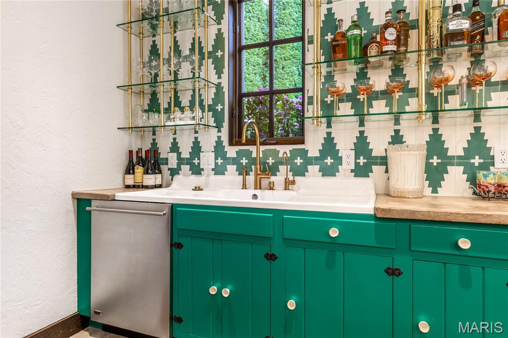 Ridgecreek - Residential