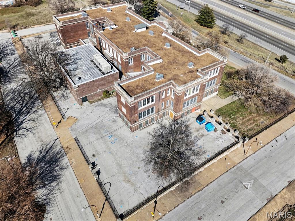 Farrars Add - Commercial Sale