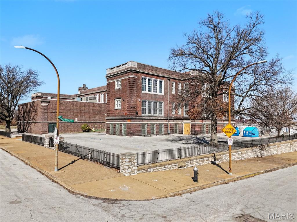 Farrars Add - Commercial Sale