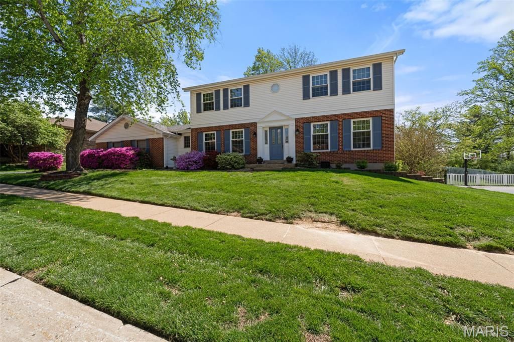 Photo of 338 Branchport Drive, Chesterfield, MO 63017 (MLS # 26004312)