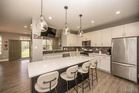 Tiny photo for 17039 Main Street, Wildwood, MO 63040 (MLS # 26048569)
