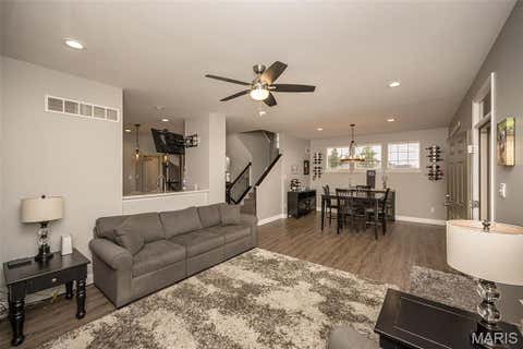 Tiny photo for 17039 Main Street, Wildwood, MO 63040 (MLS # 26048569)
