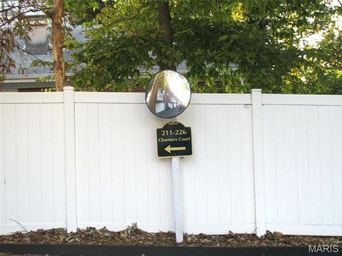 Tiny photo for 219 Charmers Court Ct, Kirkwood, MO 63122 (MLS # 25064491)