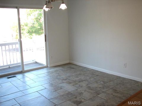 Tiny photo for 219 Charmers Court Ct, Kirkwood, MO 63122 (MLS # 25064491)