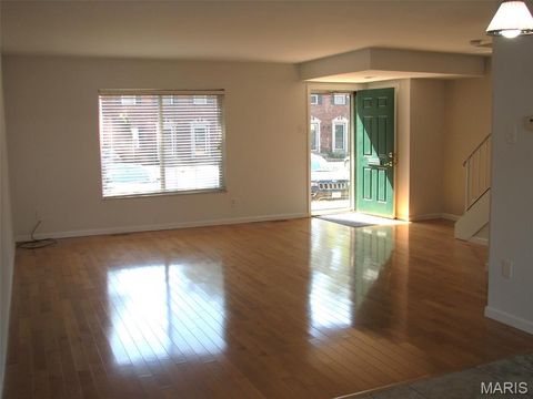 Tiny photo for 219 Charmers Court Ct, Kirkwood, MO 63122 (MLS # 25064491)