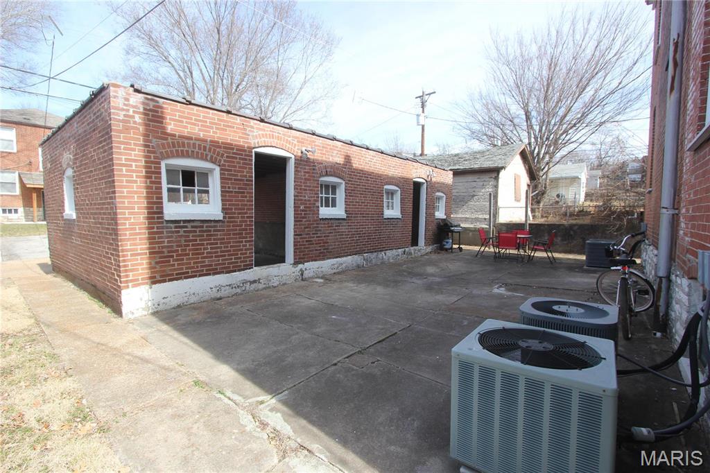 Russells Add 02 - Residential Lease