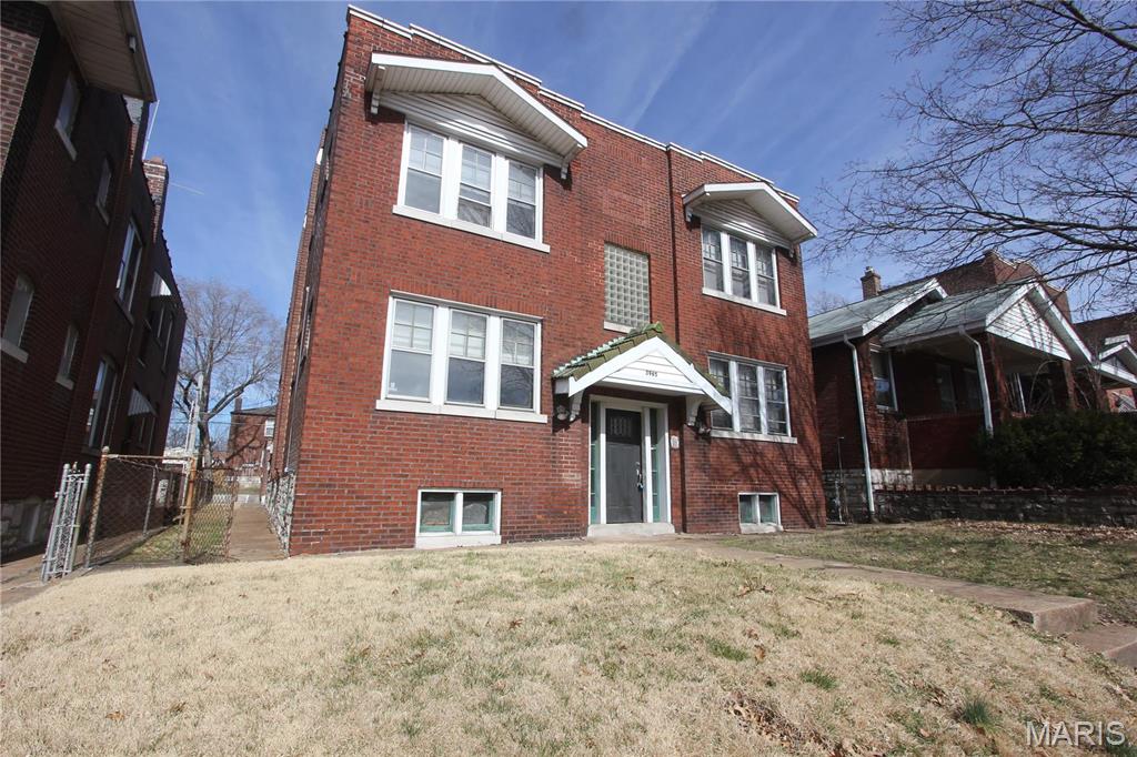 Russells Add 02 - Residential Lease