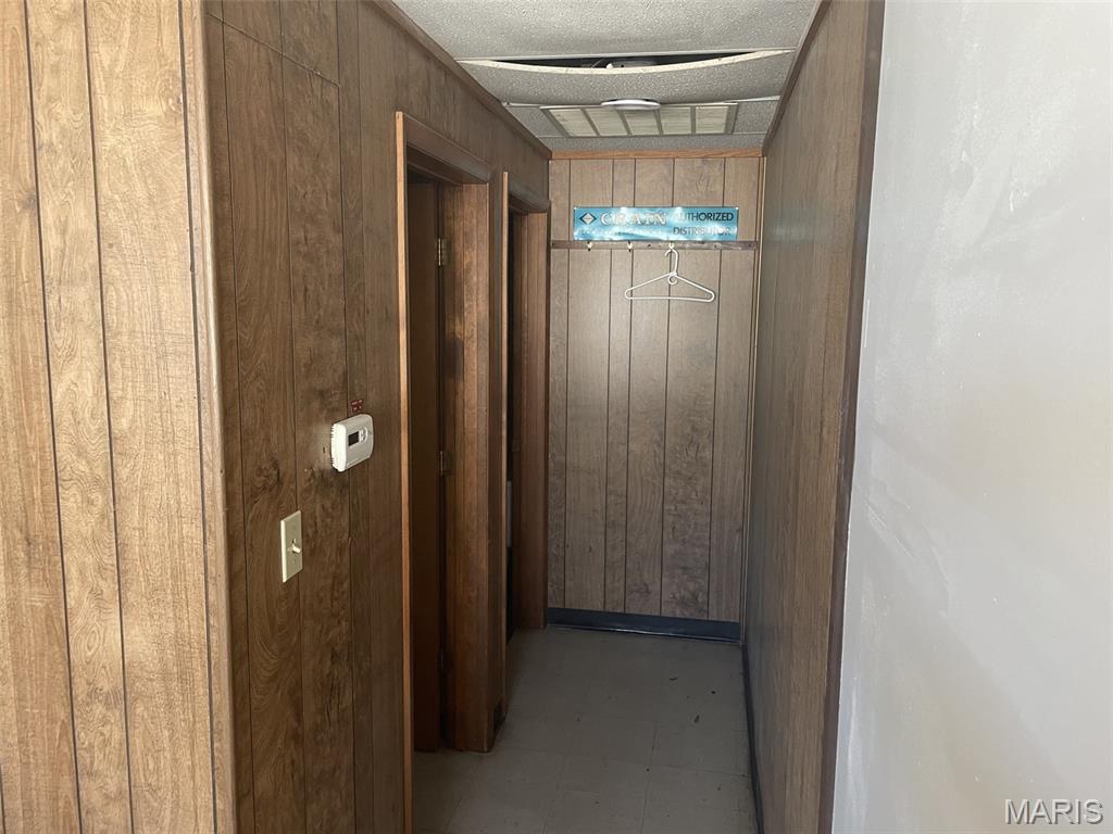 None - Commercial Lease