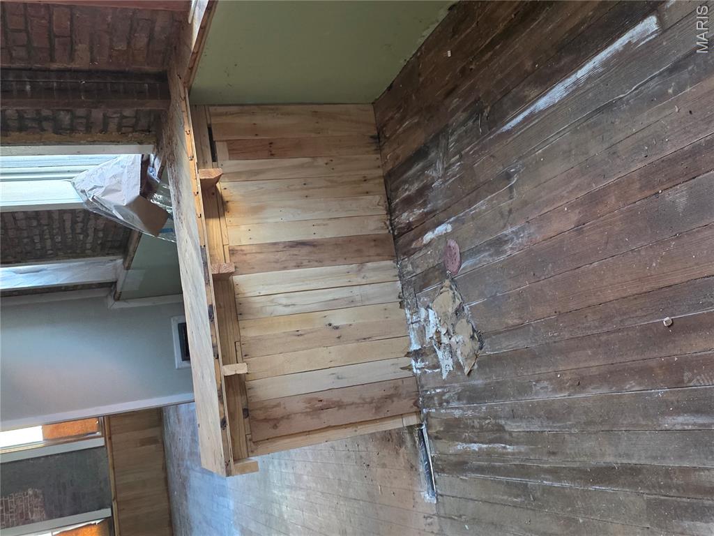 Carondelet Add - Residential Income