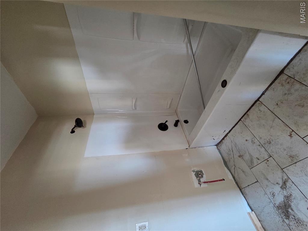 Carondelet Add - Residential Income