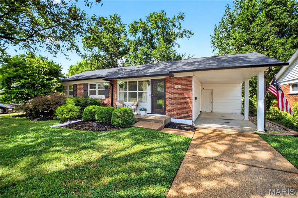 4362 Big Chief Drive