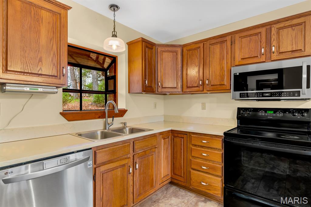 Lake Sherwood Estates - Residential