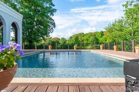 Carolewood Estates - Residential