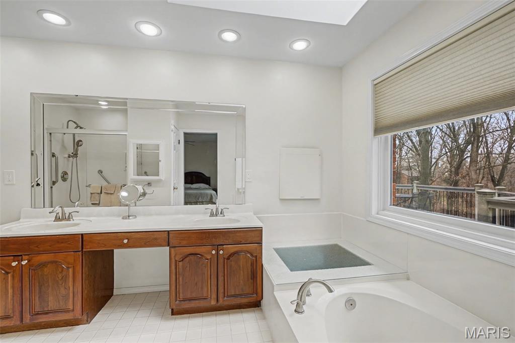 Huntington Farm 4 - Residential