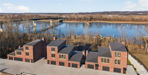 1019 River Bluff Drive Washington MO 63090