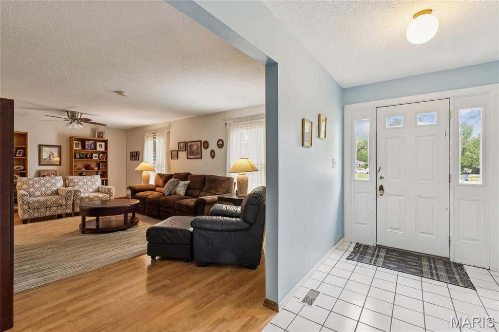 Photo of 2700 Delaware Drive, Florissant, MO 63033 (MLS # 26050375)